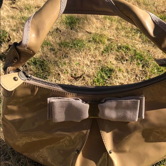 Authentic Ferragamo bag - Picture 6 of 8